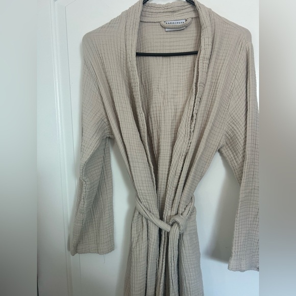 Parachute Cream Robe - Picture 9 of 13
